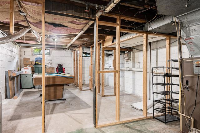 211 E Wheeler Street, Three Rivers, MI 49093