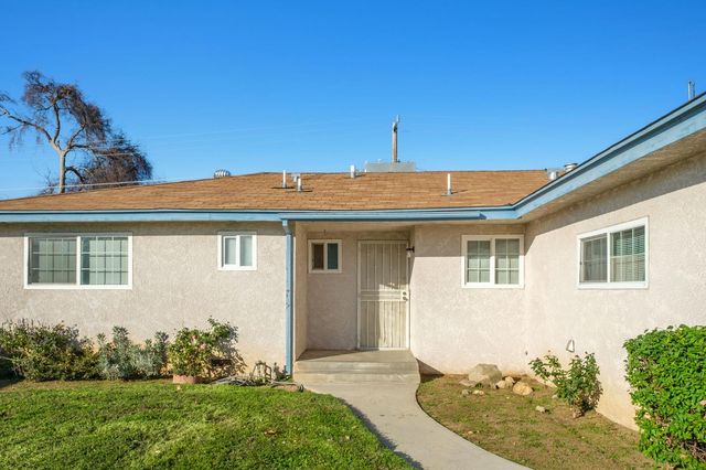 487 W San Jose Avenue, Clovis, CA 93612