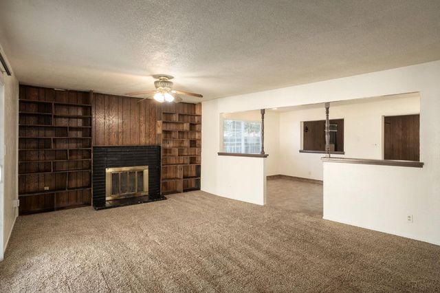 487 W San Jose Avenue, Clovis, CA 93612