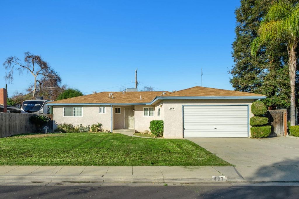 487 W San Jose Avenue, Clovis, CA 93612