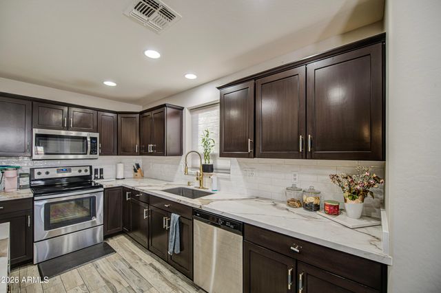 28938 N GOLD Lane, San Tan Valley, AZ 85143