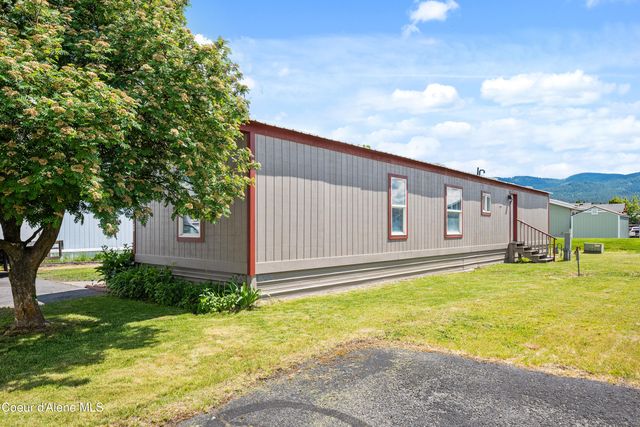 2058 W Lady Anne WAY, Post Falls, ID 83854