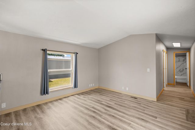 2058 W Lady Anne WAY, Post Falls, ID 83854