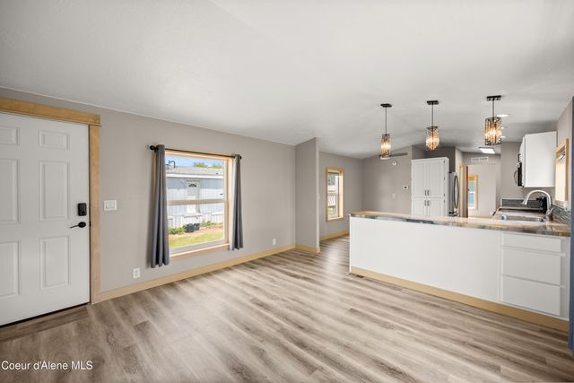 2058 W Lady Anne WAY, Post Falls, ID 83854