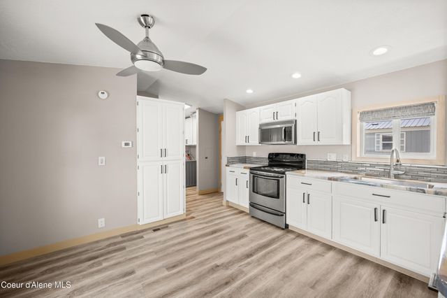 2058 W Lady Anne WAY, Post Falls, ID 83854