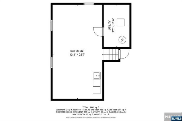 37 Cedar Drive, Rochelle Park, NJ 07662