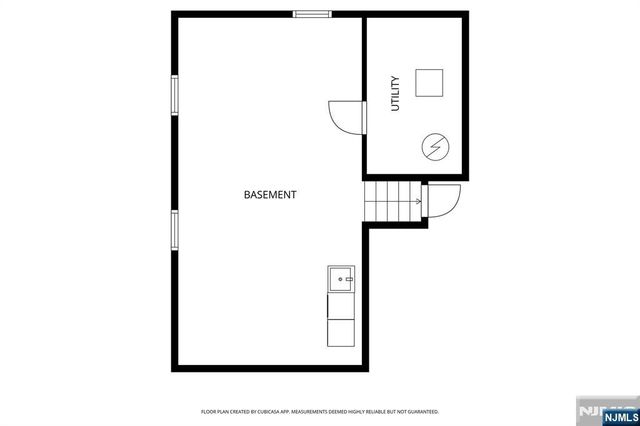 37 Cedar Drive, Rochelle Park, NJ 07662