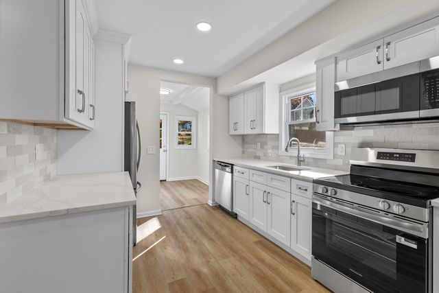 50 Morris Avenue, West Haven, CT 06516