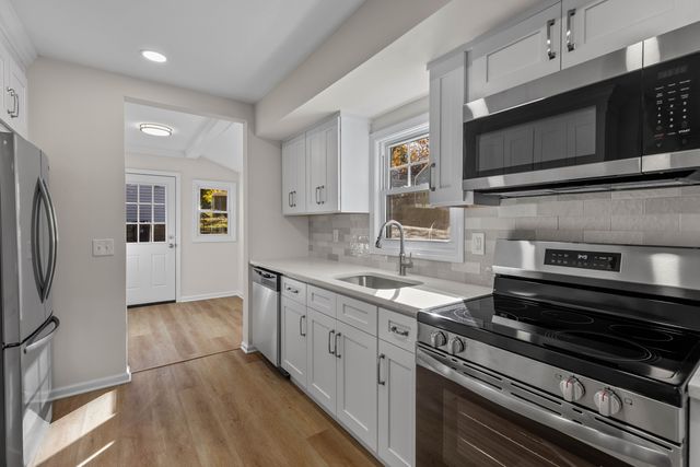 50 Morris Avenue, West Haven, CT 06516