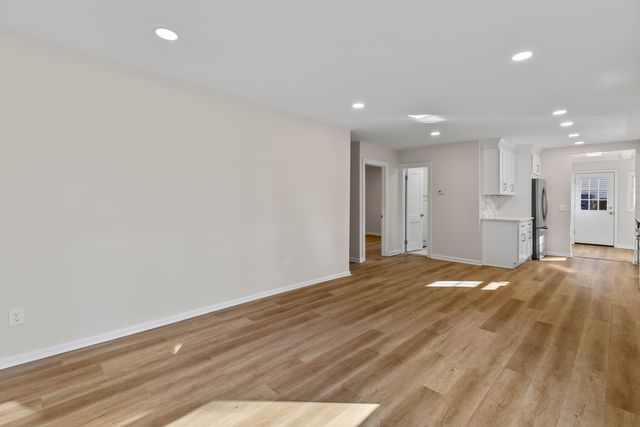 50 Morris Avenue, West Haven, CT 06516