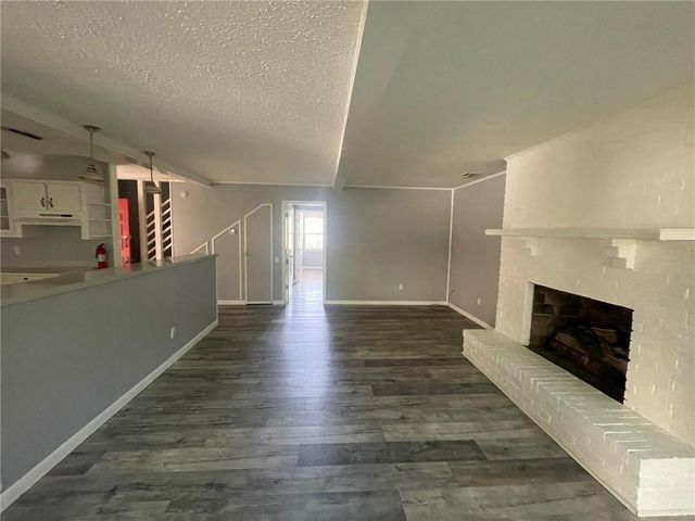 123 Windsor Court, Daphne, AL 36526