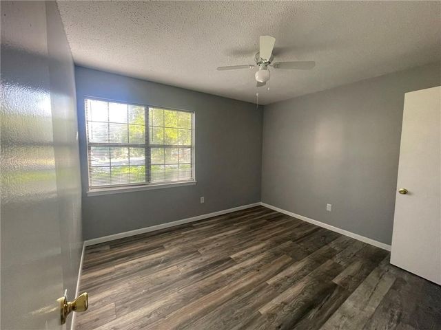 123 Windsor Court, Daphne, AL 36526