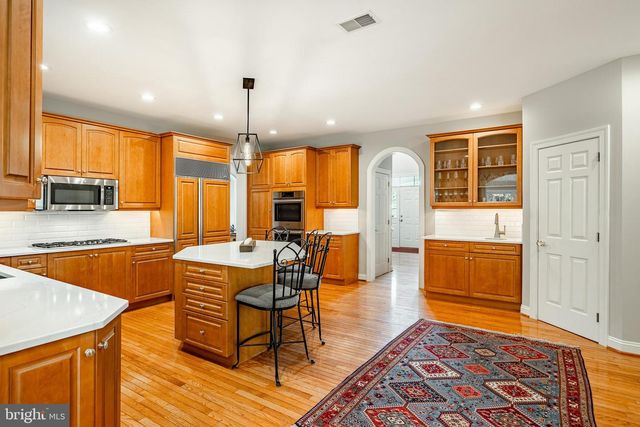 37 RUTH CIR, Malvern, PA 19355
