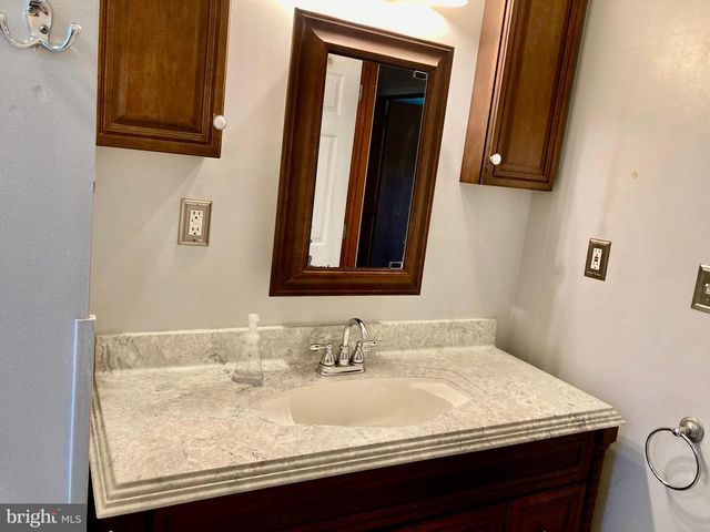 628 BALTHASER RD, Lenhartsville, PA 19534