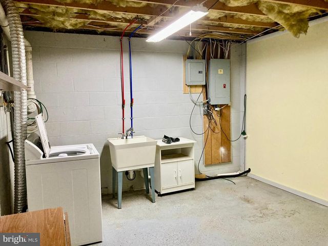628 BALTHASER RD, Lenhartsville, PA 19534