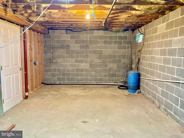 628 BALTHASER RD, Lenhartsville, PA 19534