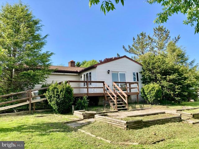 628 BALTHASER RD, Lenhartsville, PA 19534