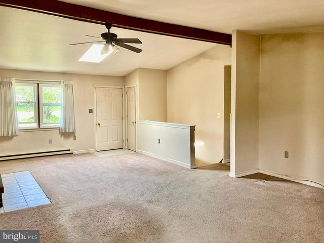 628 BALTHASER RD, Lenhartsville, PA 19534