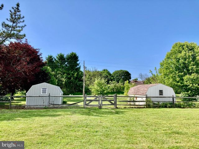 628 BALTHASER RD, Lenhartsville, PA 19534