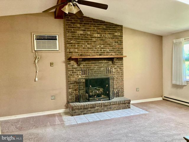 628 BALTHASER RD, Lenhartsville, PA 19534