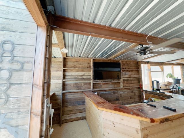 415 Mustang Trail, Granbury, TX 76049