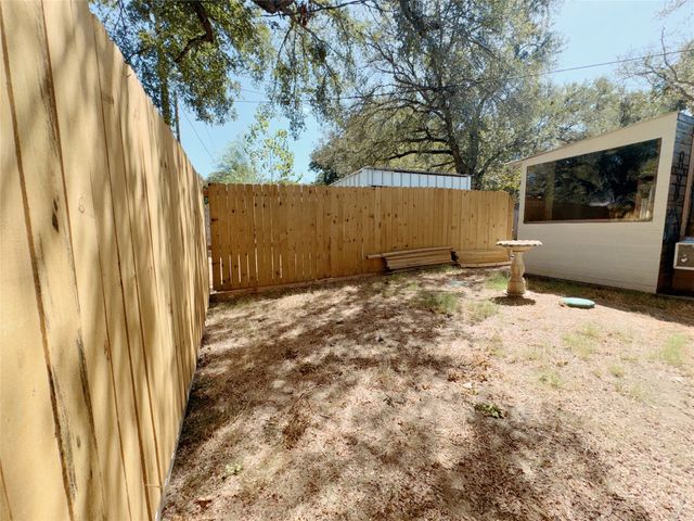415 Mustang Trail, Granbury, TX 76049