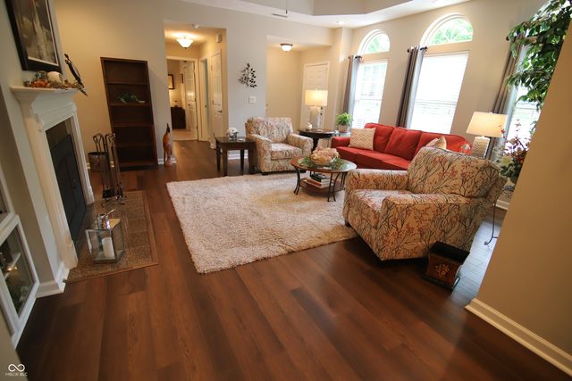7484 Courtyard Way, Fishers, IN 46038