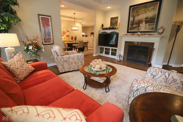 7484 Courtyard Way, Fishers, IN 46038