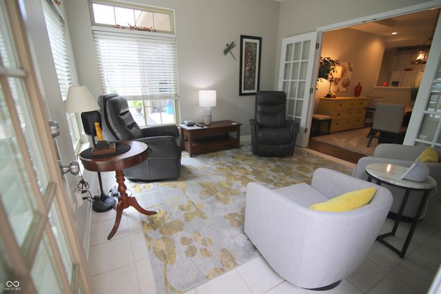7484 Courtyard Way, Fishers, IN 46038
