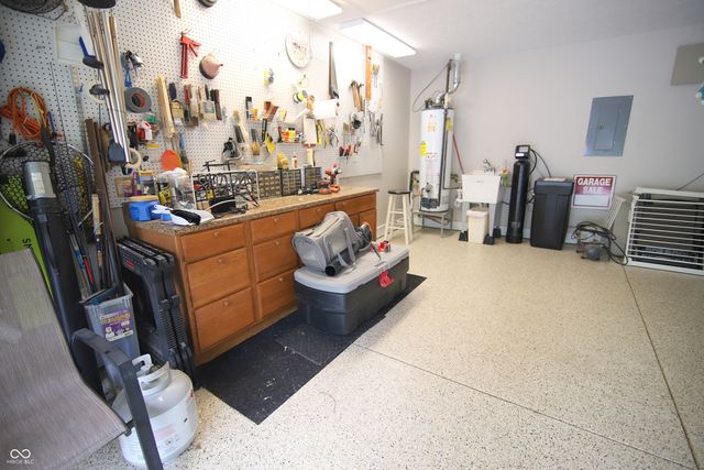 7484 Courtyard Way, Fishers, IN 46038