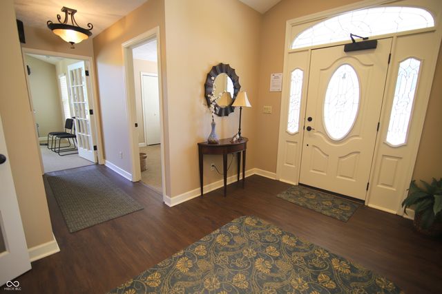 7484 Courtyard Way, Fishers, IN 46038