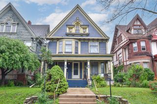 2926 W Mckinley BOULEVARD #2928, Milwaukee, WI 53208