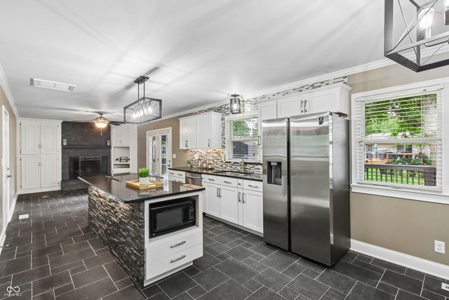 52 N Dawn Drive, Franklin, IN 46131