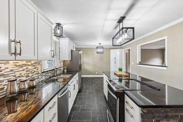 52 N Dawn Drive, Franklin, IN 46131