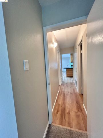 3620 Walnut St B, Lafayette, CA 94549