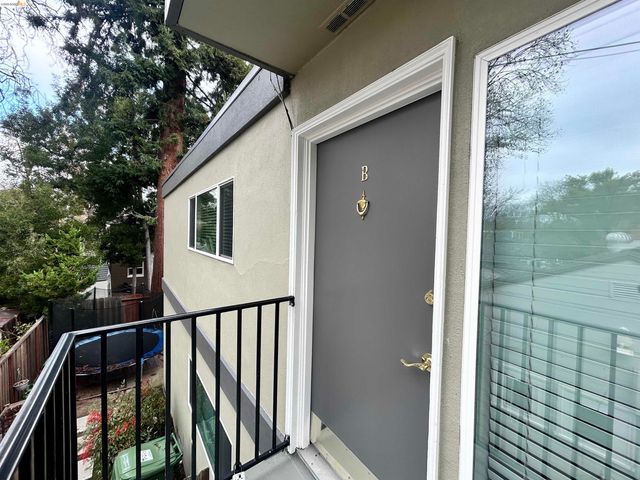 3620 Walnut St B, Lafayette, CA 94549