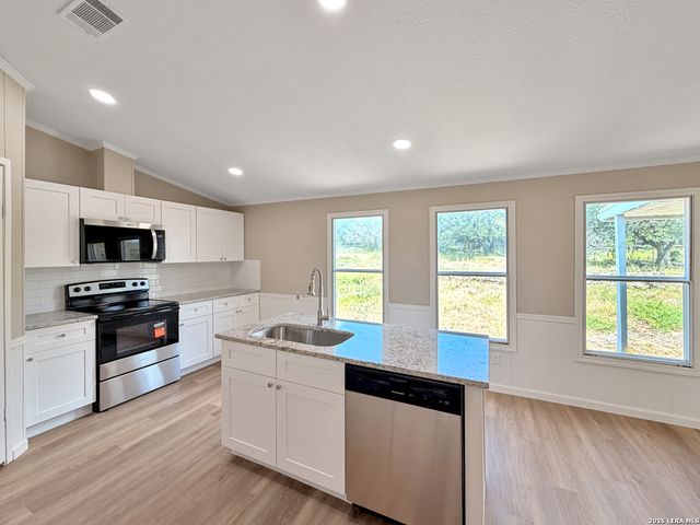 4405 Wegner Rd, New Braunfels, TX 78132