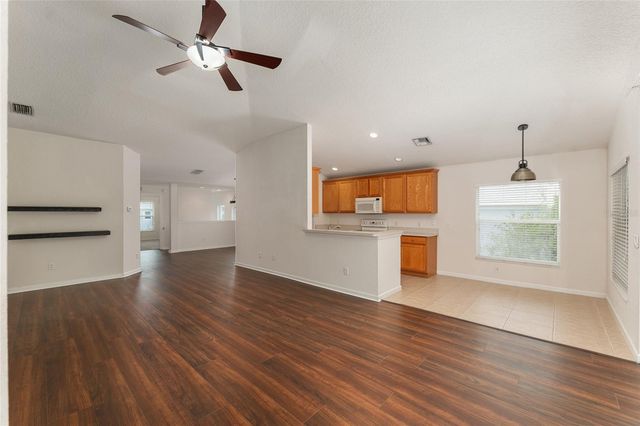 4570 SW 52ND CIRCLE 102, Ocala, FL 34474