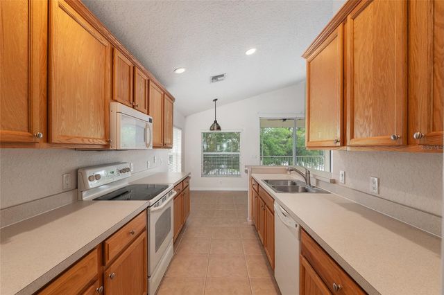 4570 SW 52ND CIRCLE 102, Ocala, FL 34474