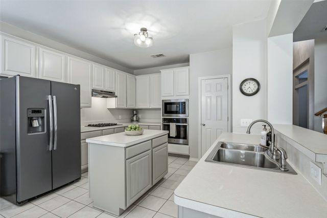 8612 Falcon Crest Drive, Mckinney, TX 75072