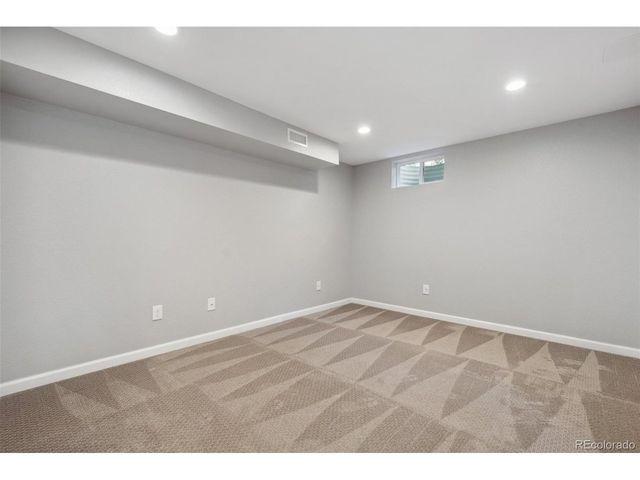 2261 S Vrain St, Denver, CO 80219