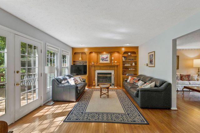 19317 PLUMMER DR, Germantown, MD 20876