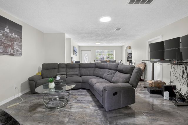 16663 89th Place N, The Acreage, FL 33470