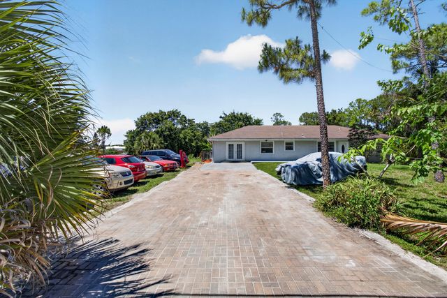 16663 89th Place N, The Acreage, FL 33470