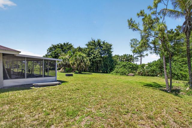 16663 89th Place N, The Acreage, FL 33470