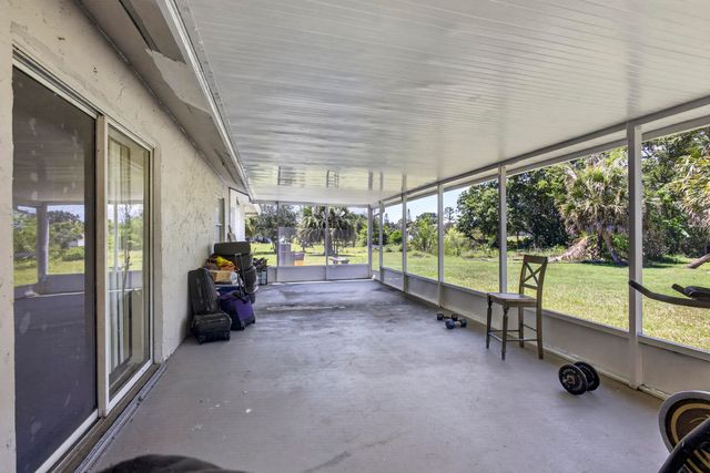 16663 89th Place N, The Acreage, FL 33470