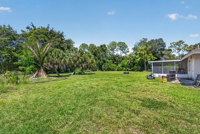 16663 89th Place N, The Acreage, FL 33470