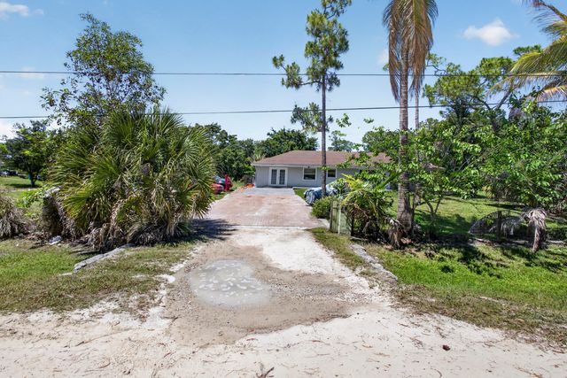 16663 89th Place N, The Acreage, FL 33470