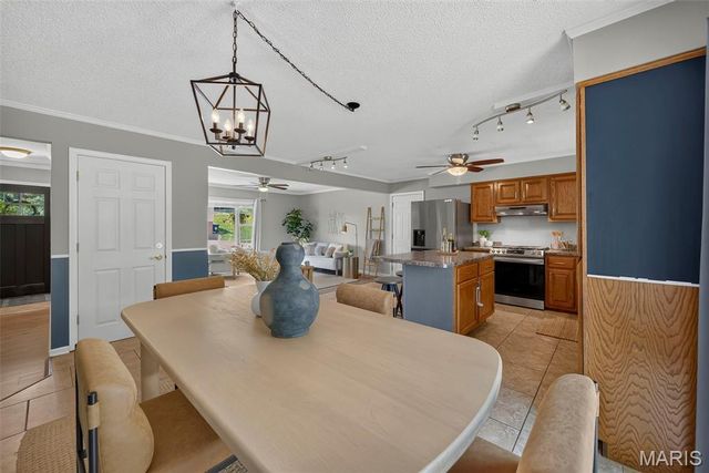 5830 Falcon View Lane, St Louis, MO 63129