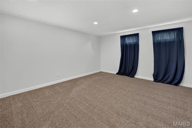 5830 Falcon View Lane, St Louis, MO 63129